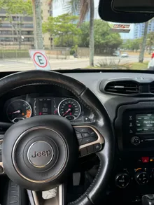 Jeep Renegade miniatura 10