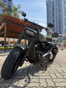 Harley-Davidson Fat Bob miniatura 3
