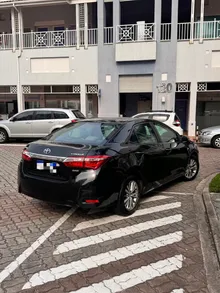 Toyota Corolla miniatura 5